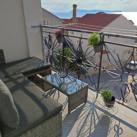 Komiža Seaview Suites Ondina מראה חיצוני תמונה
