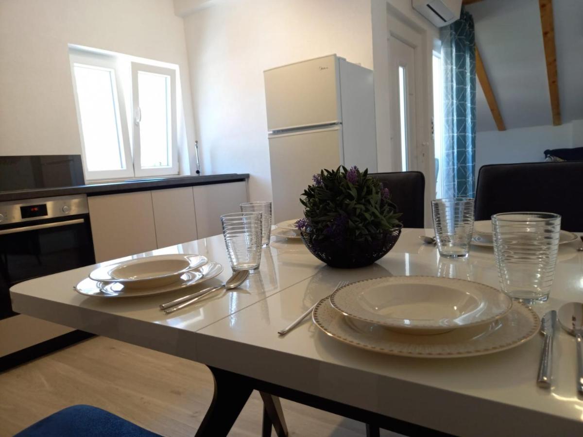 Komiža Seaview Suites Ondina מראה חיצוני תמונה