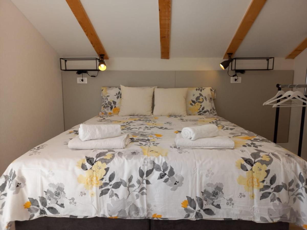 Komiža Seaview Suites Ondina מראה חיצוני תמונה