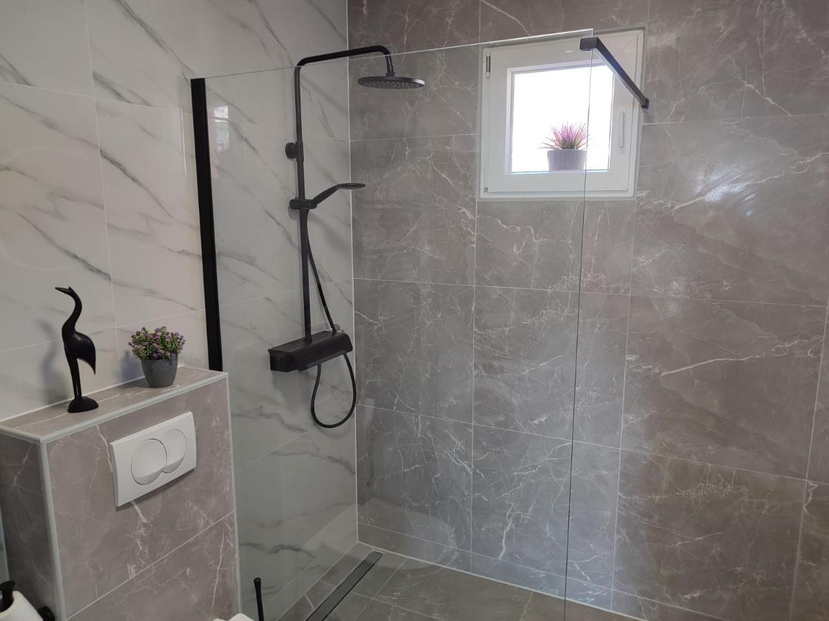 Komiža Seaview Suites Ondina מראה חיצוני תמונה